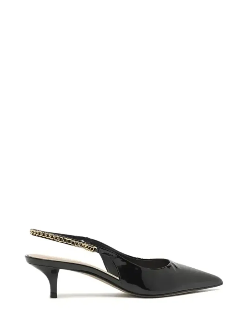 Scarpin Preto em Pele e Corrente
