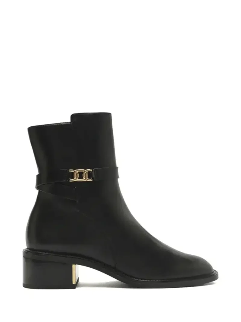 Bota Preta em Pele e Pormenor Dourado