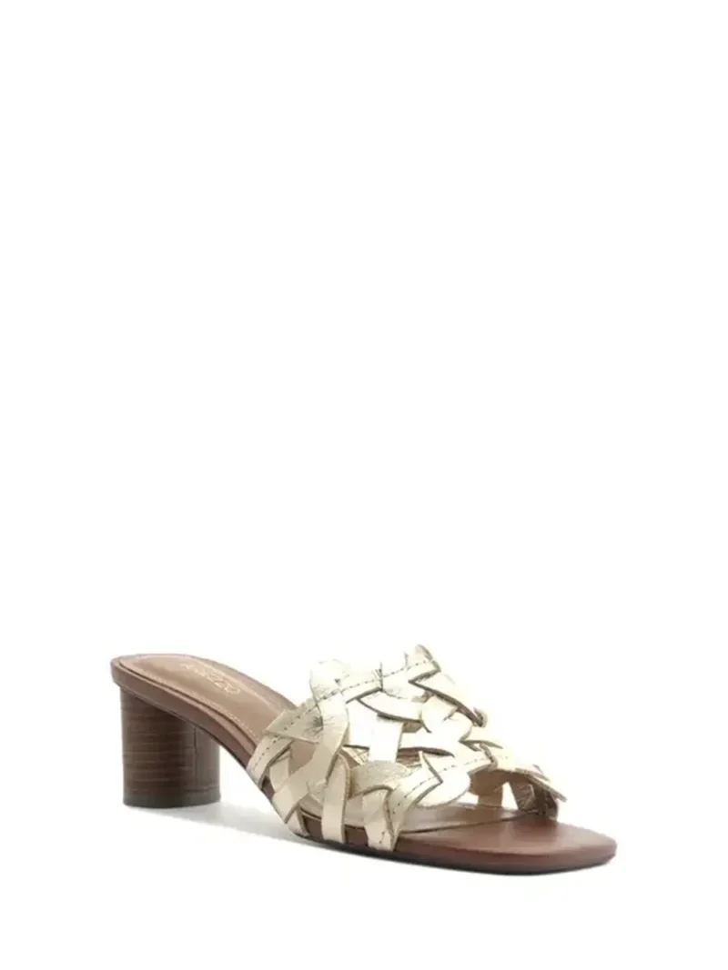 Alternative view of Sandália em Pele Dourada e Salto em Bloco